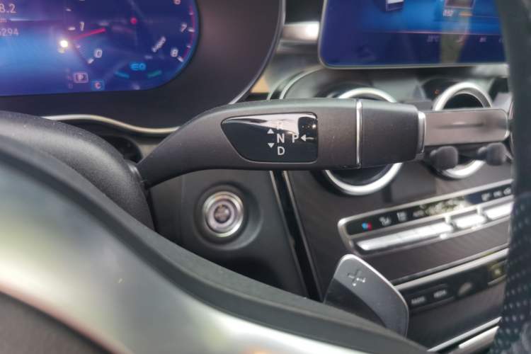Used Mercedes-Benz C-Class 2020 C 260 L Sport Edition Gear Lever