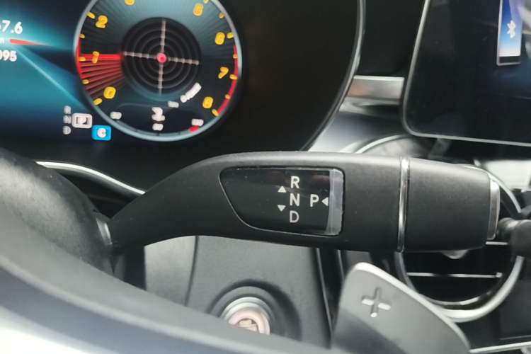 Used Mercedes-Benz C-Class 2020 C 200 L Fashion Edition Sport Version Gear Lever