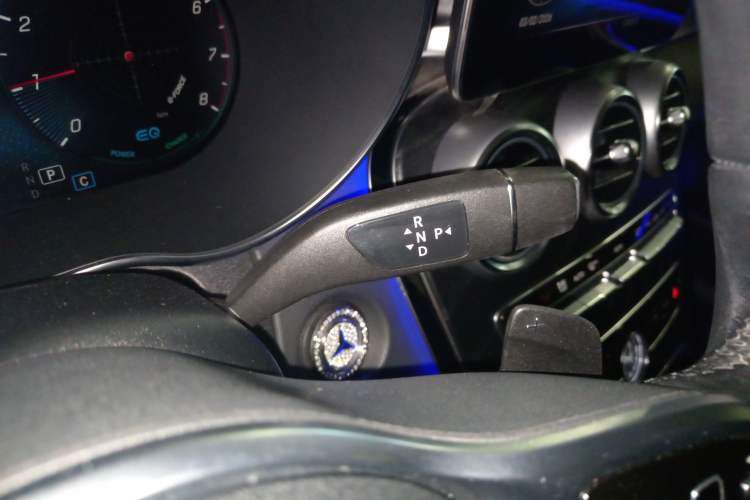 Used Mercedes-Benz C-Class 2020 C 260 Estate Gear Lever
