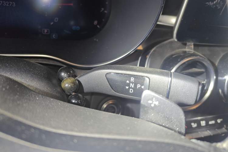 Used Mercedes-Benz C-Class 2020 C 260 L Sport Edition Gear Lever