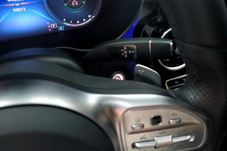 Used Mercedes-Benz C-Class 2020 Restyled C 260 Sport Edition Gear Lever