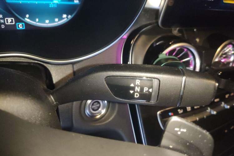 Used Mercedes-Benz C-Class 2020 C 260 L Sport Edition Gear Lever