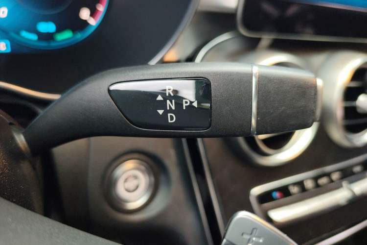 Used Mercedes-Benz C-Class 2020 C 260 Coupe Gear Lever