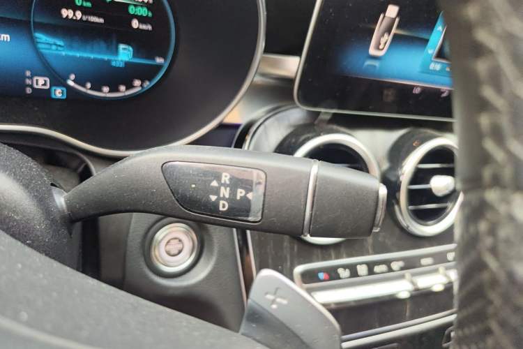 Used Mercedes-Benz C-Class 2020 Restyled C 260 L Sport Edition Gear Lever