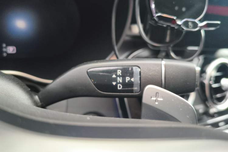 Used Mercedes-Benz C-Class 2020 Restyled C 260 L Sport Edition Gear Lever
