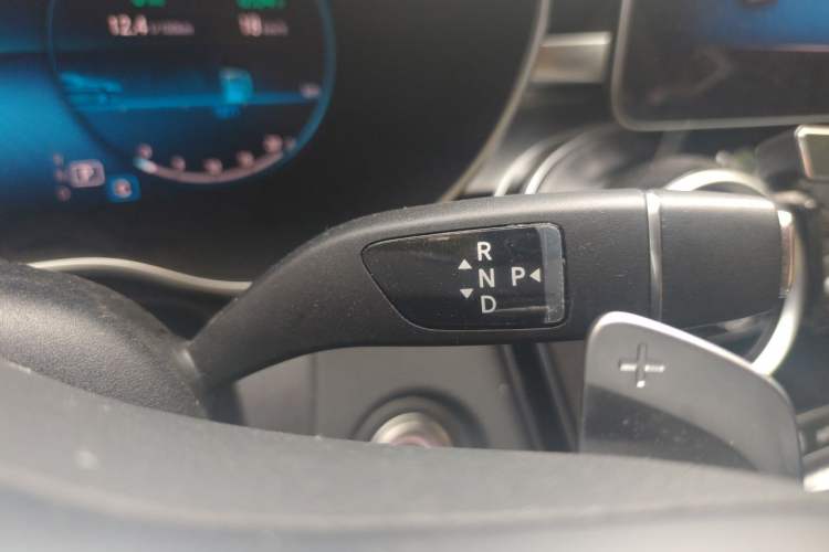 Used Mercedes-Benz C-Class 2020 Restyled C 260 L Sport Edition Gear Lever