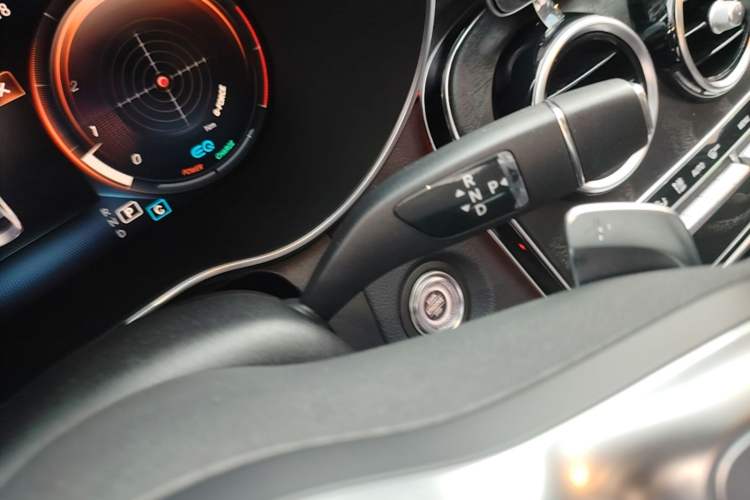 Used Mercedes-Benz C-Class 2020 C 260 L Sport Edition Gear Lever