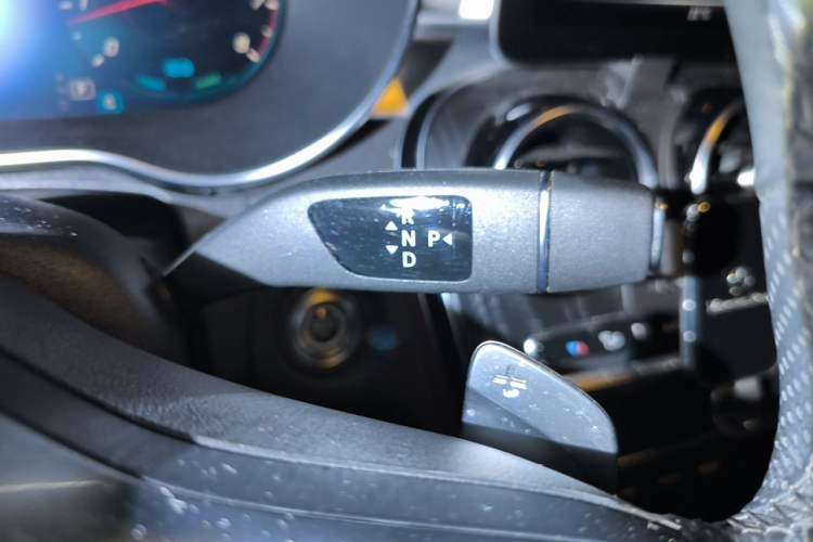 Used Mercedes-Benz C-Class 2020 Restyled C 260 L Sport Edition Gear Lever