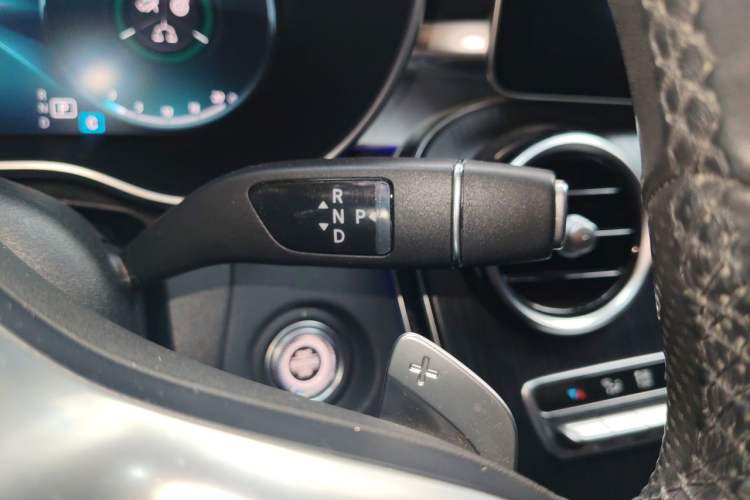 Used Mercedes-Benz C-Class 2020 Restyled C 260 L Sport Edition Gear Lever