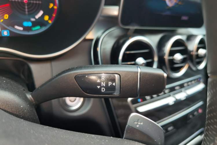 Used Mercedes-Benz C-Class 2020 C 260 L Sport Edition Gear Lever