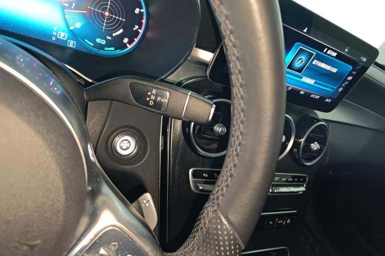 Used Mercedes-Benz C-Class 2020 C 260 L Sport Edition Gear Lever