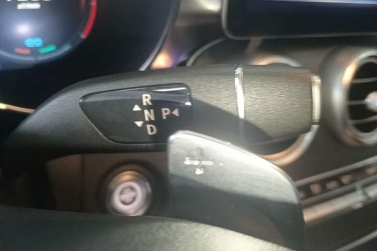 Used Mercedes-Benz C-Class 2020 C 260 Coupe Gear Lever
