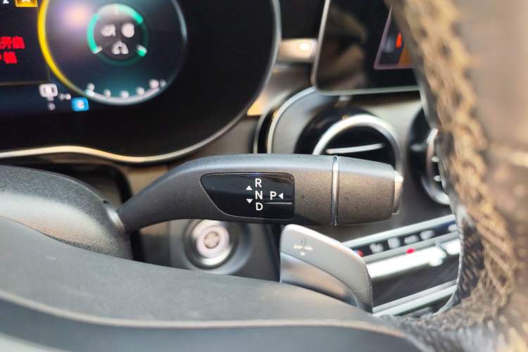 Used Mercedes-Benz C-Class 2020 C 260 L Sport Edition Gear Lever