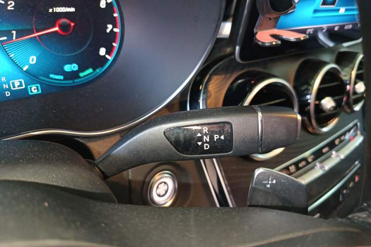 Used Mercedes-Benz C-Class 2020 C 260 L Sport Edition Gear Lever