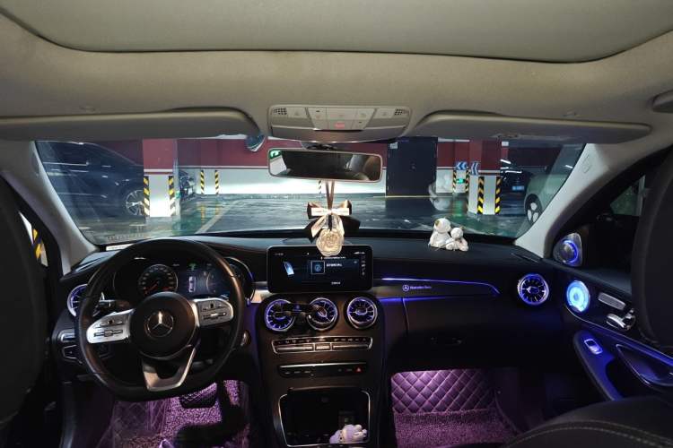 Used Mercedes-Benz C-Class 2020 Restyled C 260 L Sport Edition Headliner