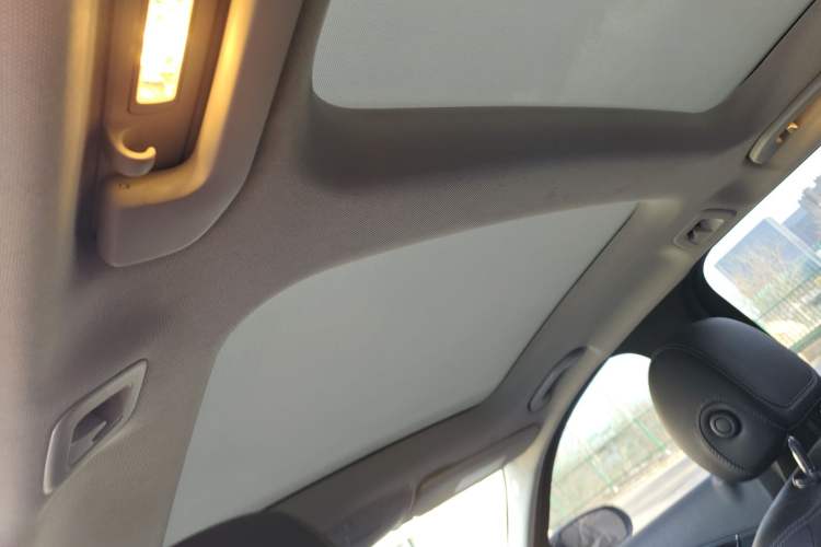 Used Mercedes-Benz C-Class 2020 Facelifted C 260 Estate Headliner