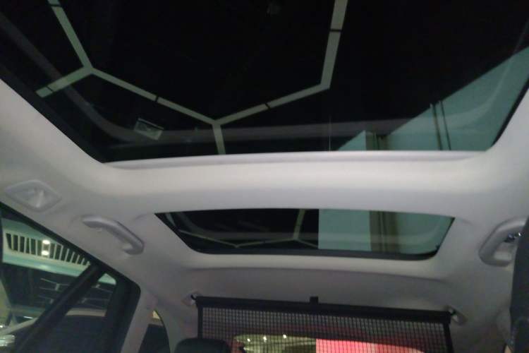 Used Mercedes-Benz C-Class 2020 C 260 Estate Headliner