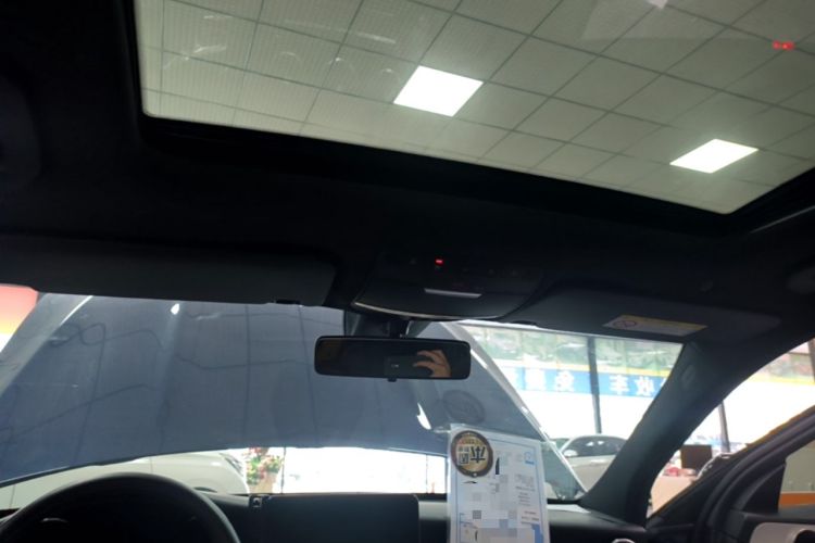 Used Mercedes-Benz C-Class 2020 Restyled C 260 Sport Edition Headliner