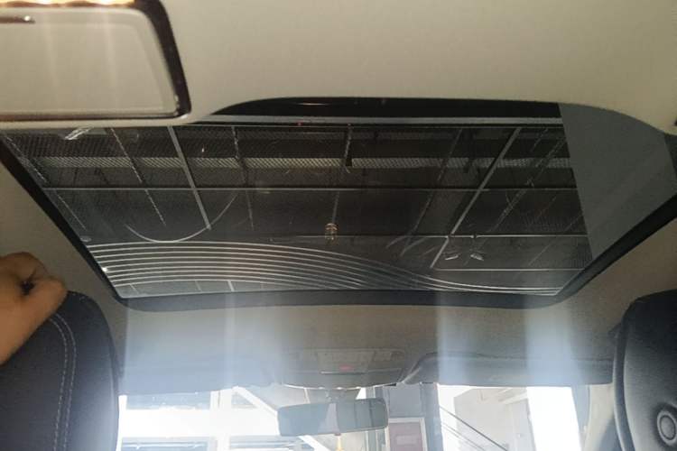 Used Mercedes-Benz C-Class 2020 C 260 L Sport Edition Headliner