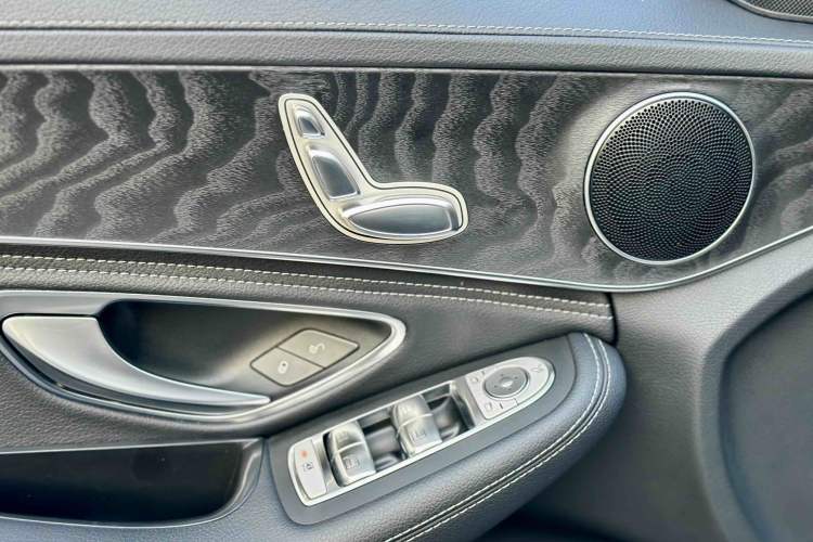 Used Mercedes-Benz C-Class 2020 C 200 L Fashion Edition Sport Version Interior 11