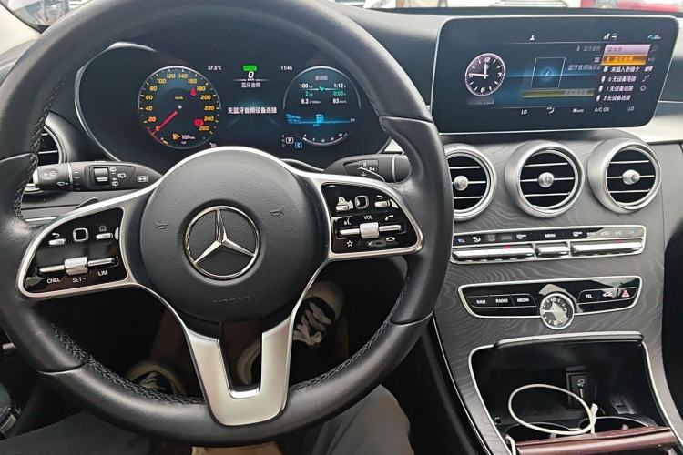 Used Mercedes-Benz C-Class 2020 Facelifted C 260 Estate Interior 2