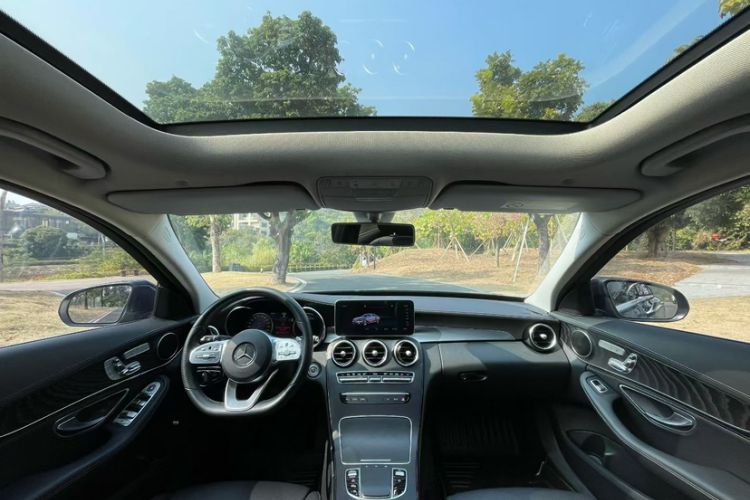Used Mercedes-Benz C-Class 2020 C 260 L Sport Edition Interior 2