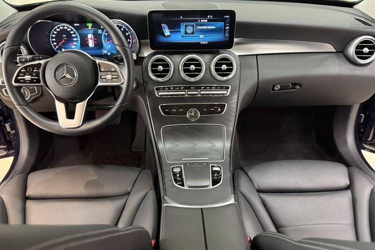 Used Mercedes-Benz C-Class 2020 C 260 Estate Interior 2
