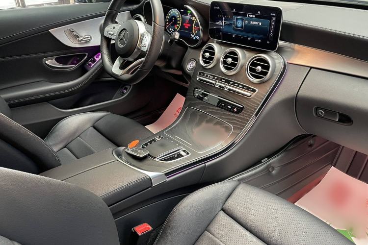 Used Mercedes-Benz C-Class 2020 C 260 Coupe Interior 3