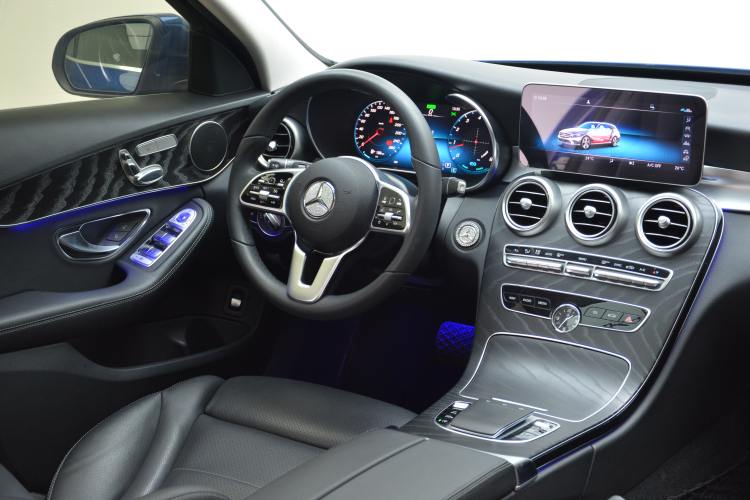 Used Mercedes-Benz C-Class 2020 C 260 Estate Interior 3
