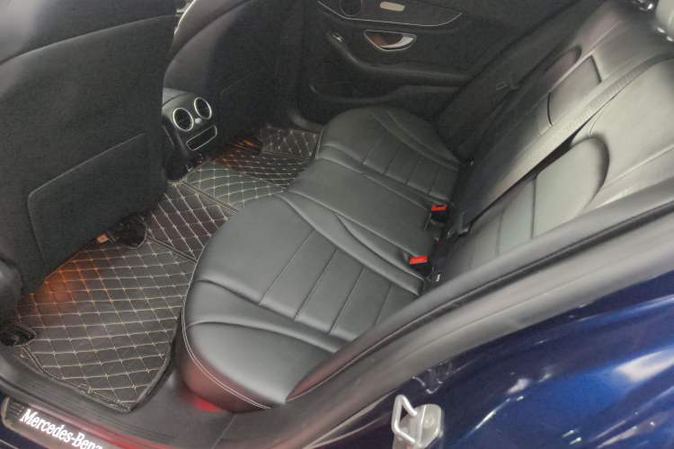 Used Mercedes-Benz C-Class 2020 C 260 L Sport Edition Interior 4