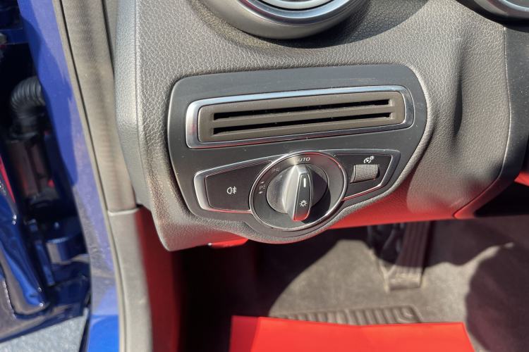 Used Mercedes-Benz C-Class 2020 Restyled C 200 Estate Interior 4