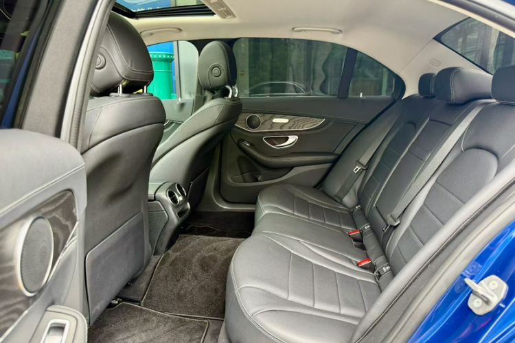 Used Mercedes-Benz C-Class 2020 C 200 L Fashion Edition Sport Version Interior 5