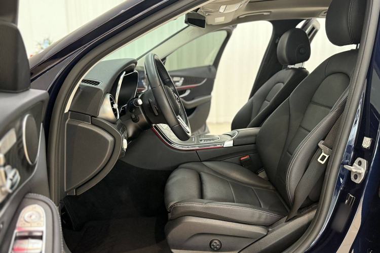 Used Mercedes-Benz C-Class 2020 C 260 Estate Interior 5
