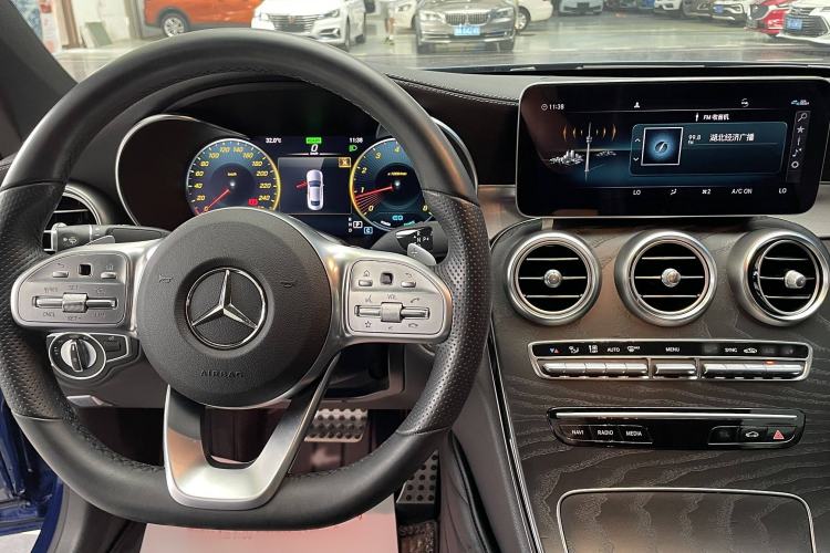 Used Mercedes-Benz C-Class 2020 C 260 Coupe Interior 7