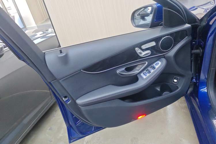 Used Mercedes-Benz C-Class 2020 C 260 Estate Left Front Door Interior