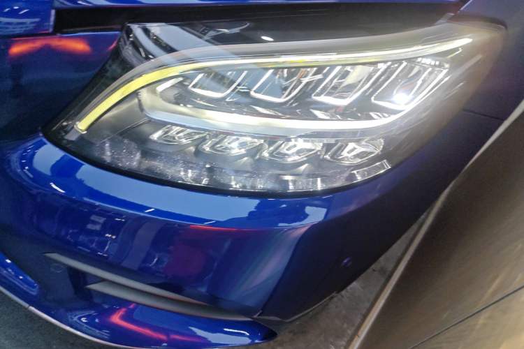Used Mercedes-Benz C-Class 2020 C 260 Estate Left Front Headlight