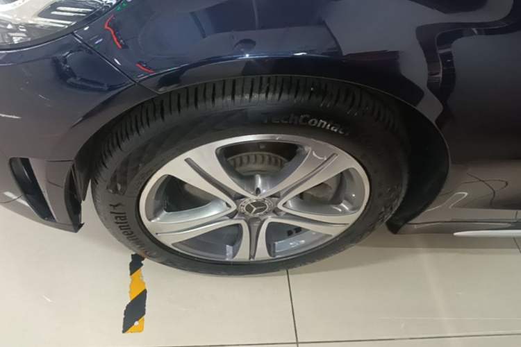 Used Mercedes-Benz C-Class 2020 C 260 L Sport Edition Left Front Wheel Hub