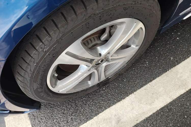 Used Mercedes-Benz C-Class 2020 C 260 L Sport Edition Left Front Wheel Hub