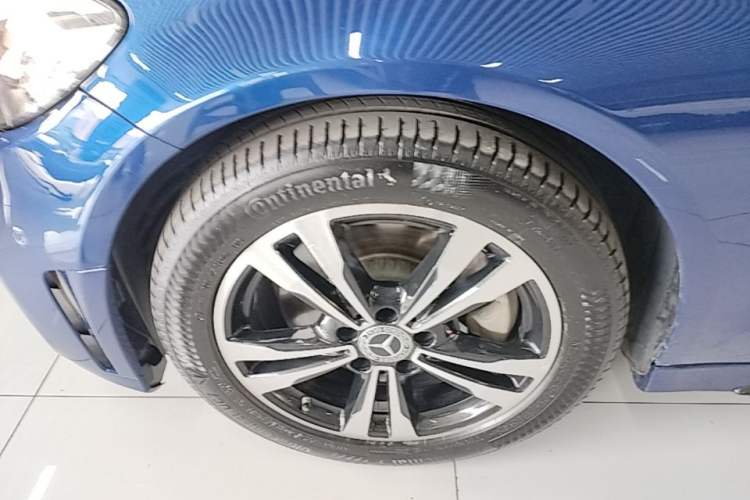 Used Mercedes-Benz C-Class 2020 C 260 Sport Edition Left Front Wheel Hub