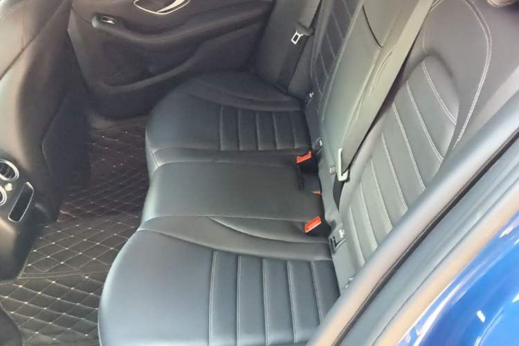 Used Mercedes-Benz C-Class 2020 Updated C 200 L Fashion Edition Left Rear Seat