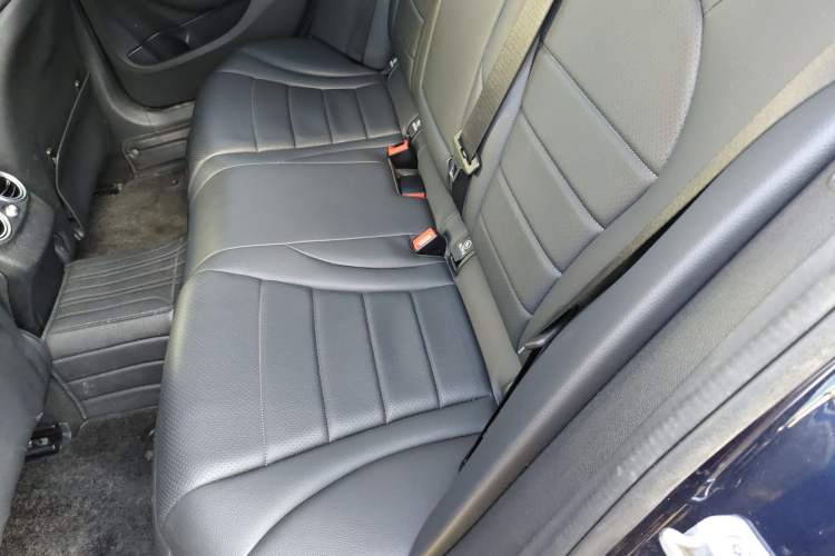 Used Mercedes-Benz C-Class 2020 Facelifted C 260 Estate Left Rear Seat