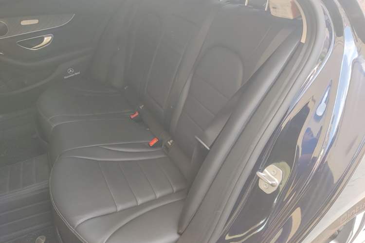 Used Mercedes-Benz C-Class 2020 Updated C 200 L Fashion Edition Left Rear Seat