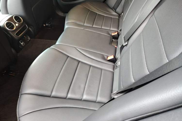Used Mercedes-Benz C-Class 2020 C 260 L Sport Edition Left Rear Seat