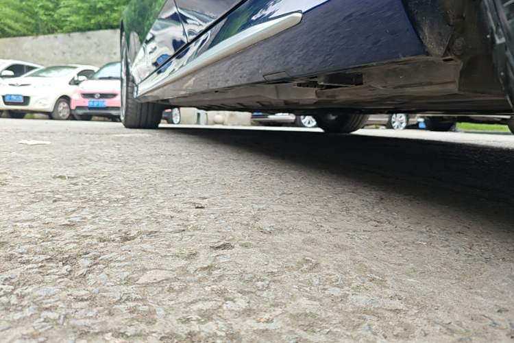 Used Mercedes-Benz C-Class 2020 C 200 L Fashion Edition Sport Version Left Side Sill