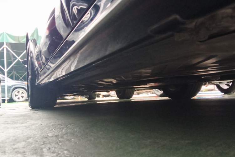 Used Mercedes-Benz C-Class 2020 C 200 L Fashion Edition Sport Version Left Side Sill