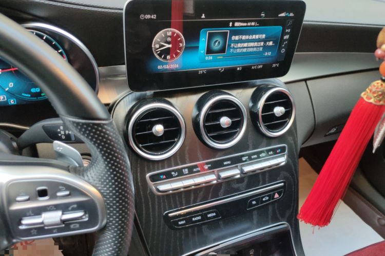 Used Mercedes-Benz C-Class 2020 C 260 L Sport Edition Odometer Close Up