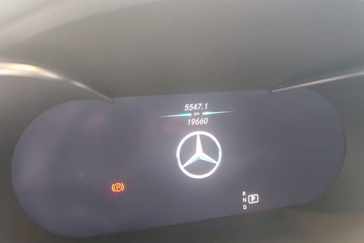 Used Mercedes-Benz C-Class 2020 C 260 Coupe Odometer Close Up