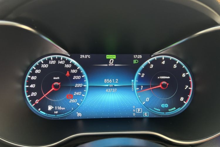 Used Mercedes-Benz C-Class 2020 Facelifted C 260 Estate Odometer Close Up