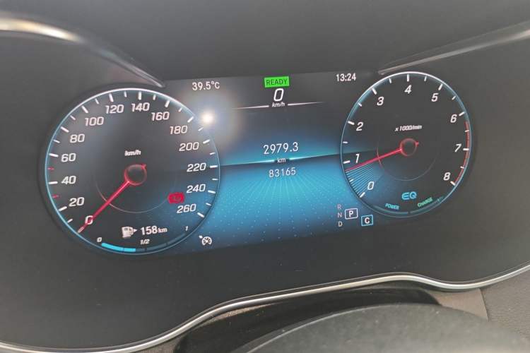 Used Mercedes-Benz C-Class 2020 C 260 L Sport Edition Odometer Close Up