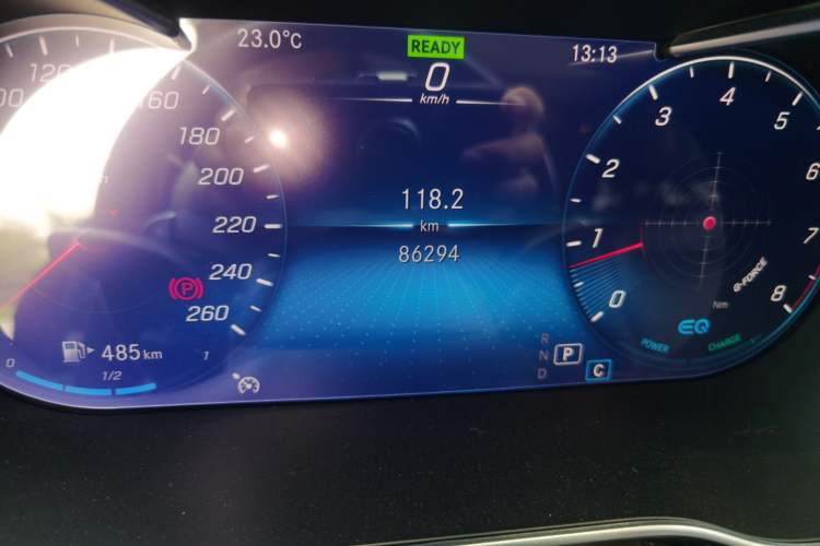 Used Mercedes-Benz C-Class 2020 C 260 L Sport Edition Odometer Close Up